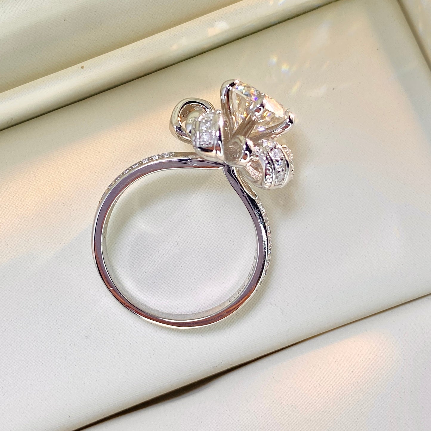 BEEUYOO 925 Sterling Silver Moissanite rings