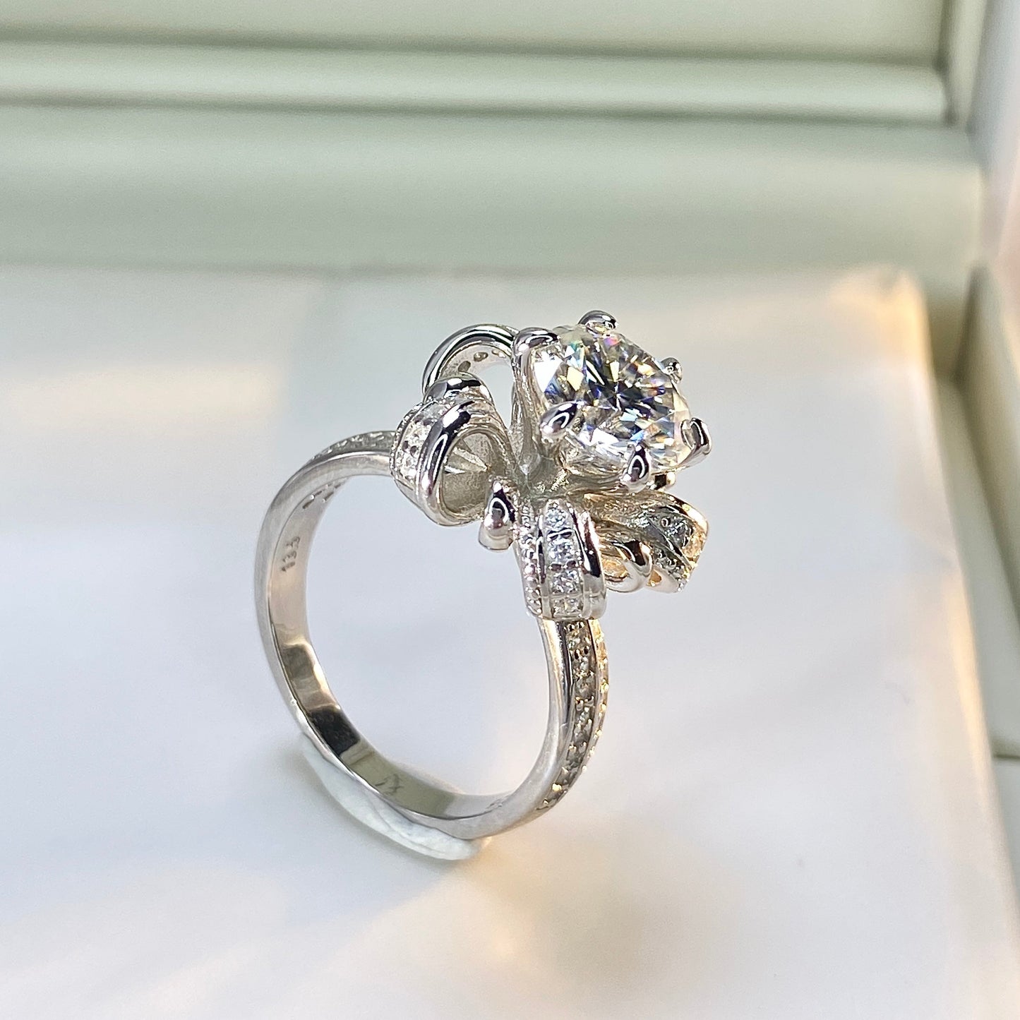 BEEUYOO 925 Sterling Silver Moissanite rings