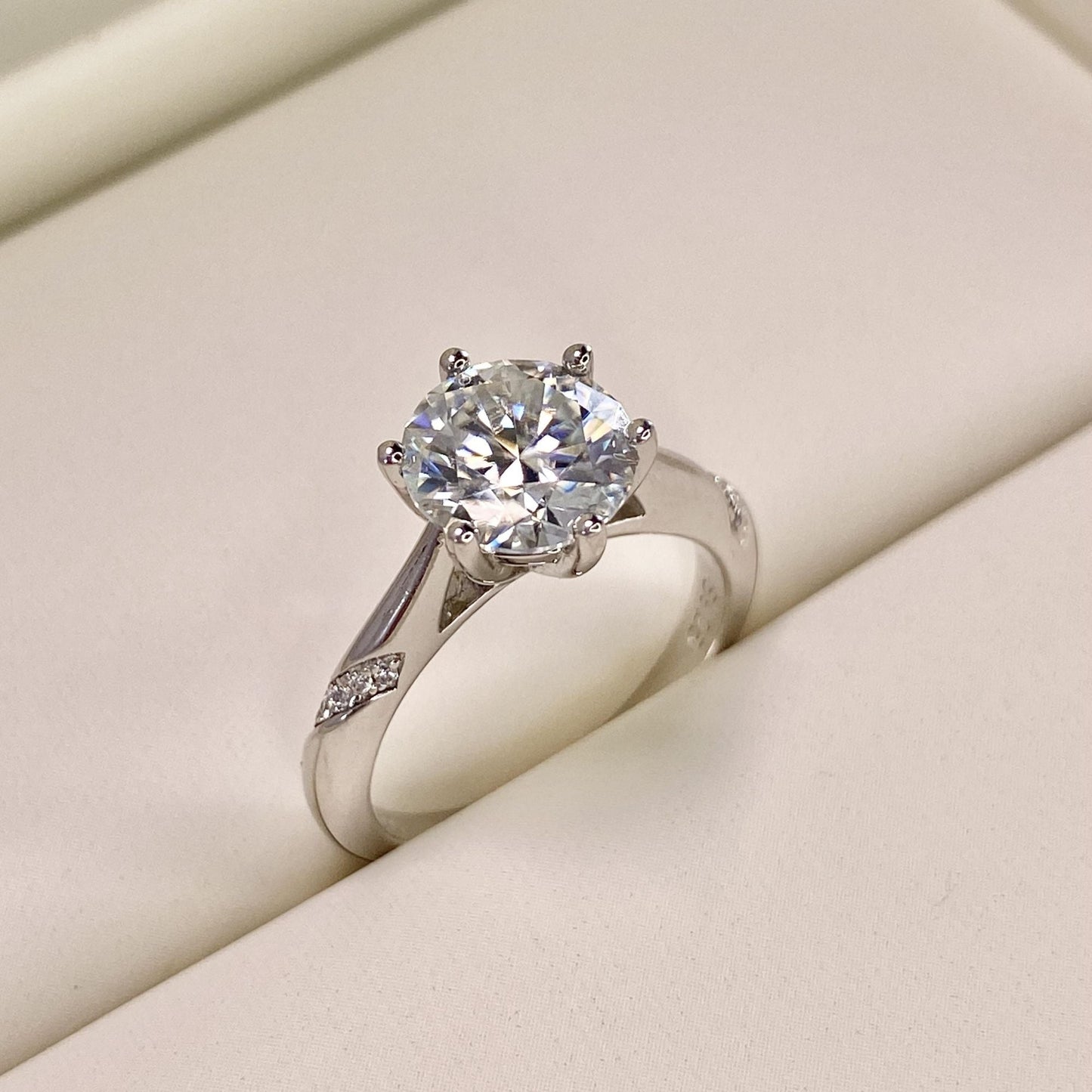 BEEUYOO 925 Sterling Silver Moissanite rings