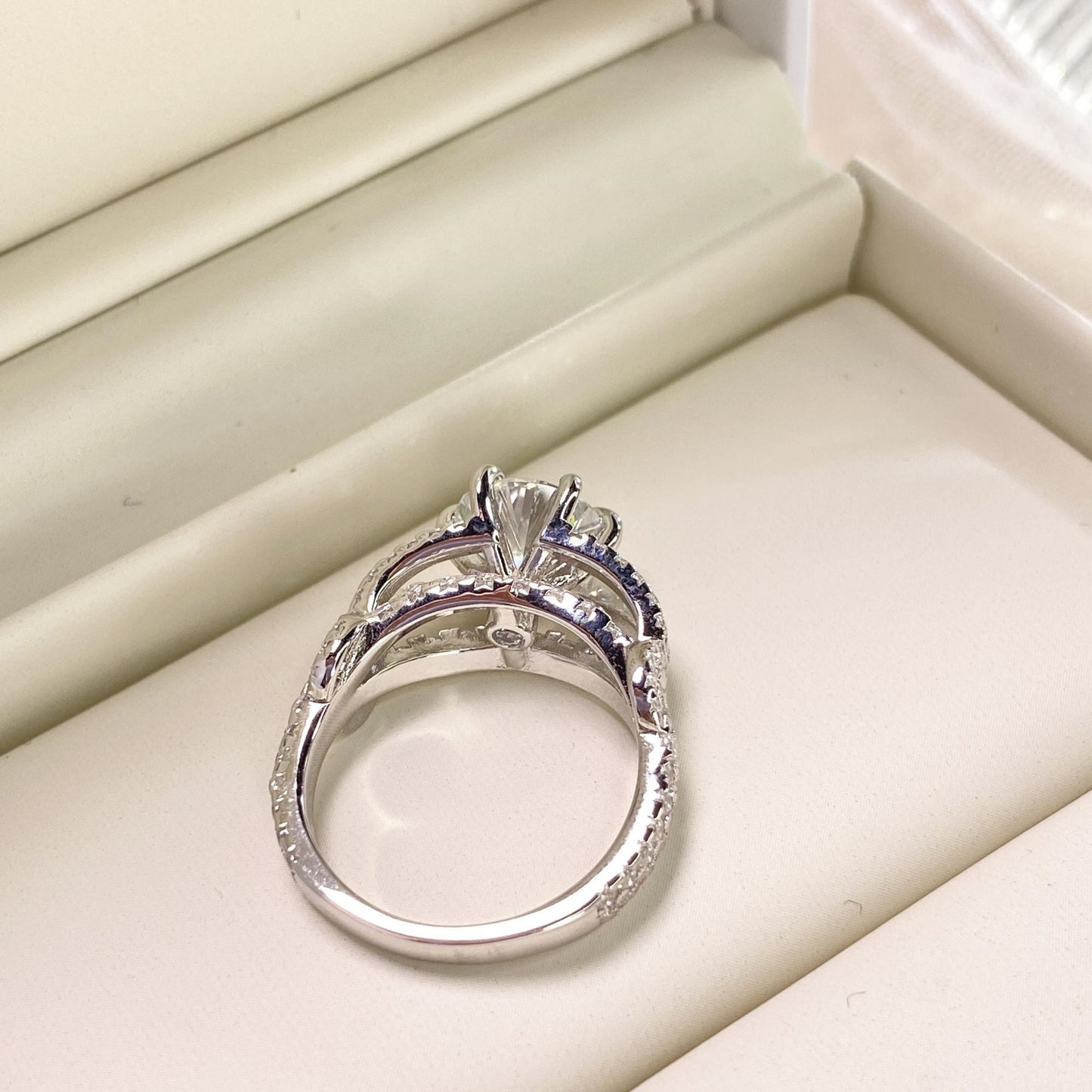 BEEUYOO  925 Sterling Silver Moissanite rings