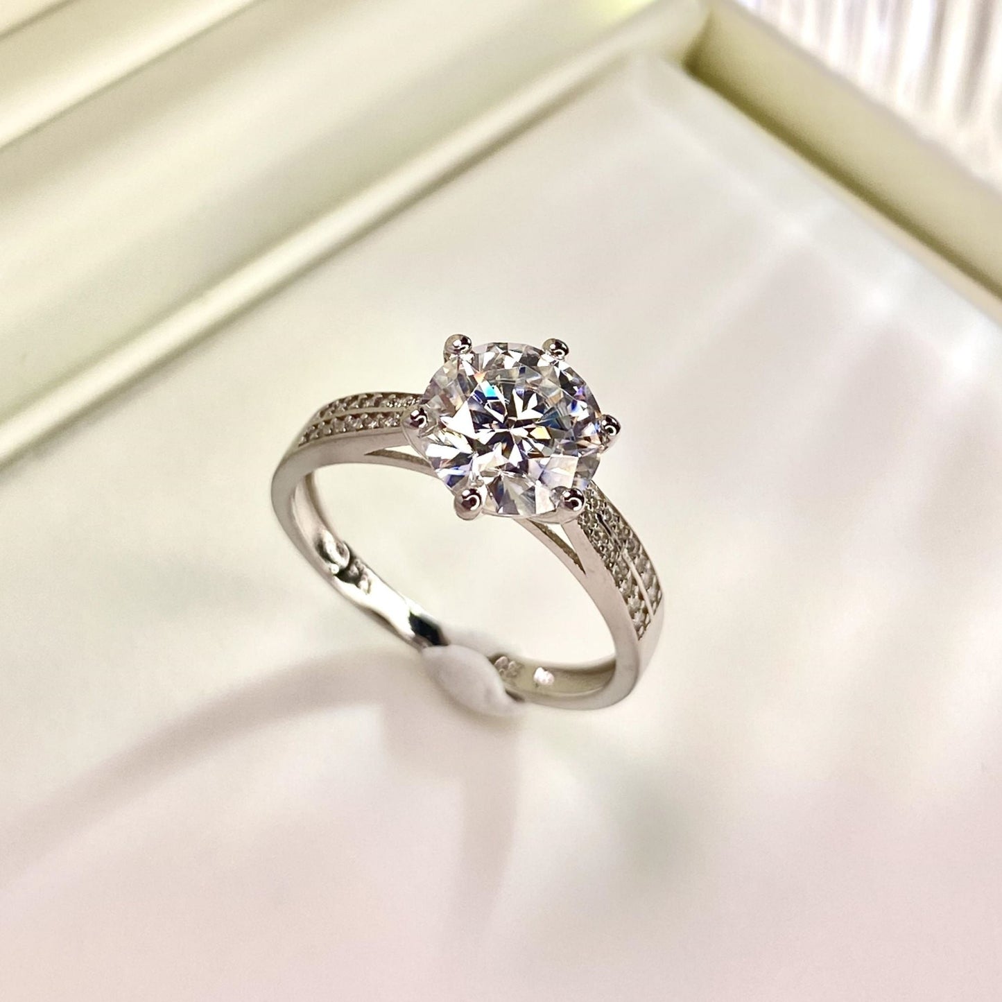 BEEUYOO  925 Sterling Silver Moissanite rings